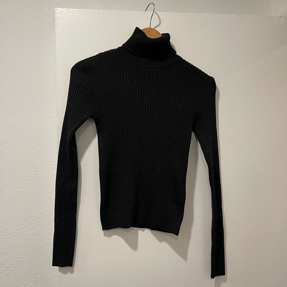 SHEIN Black Ribbed Knit‎ Top